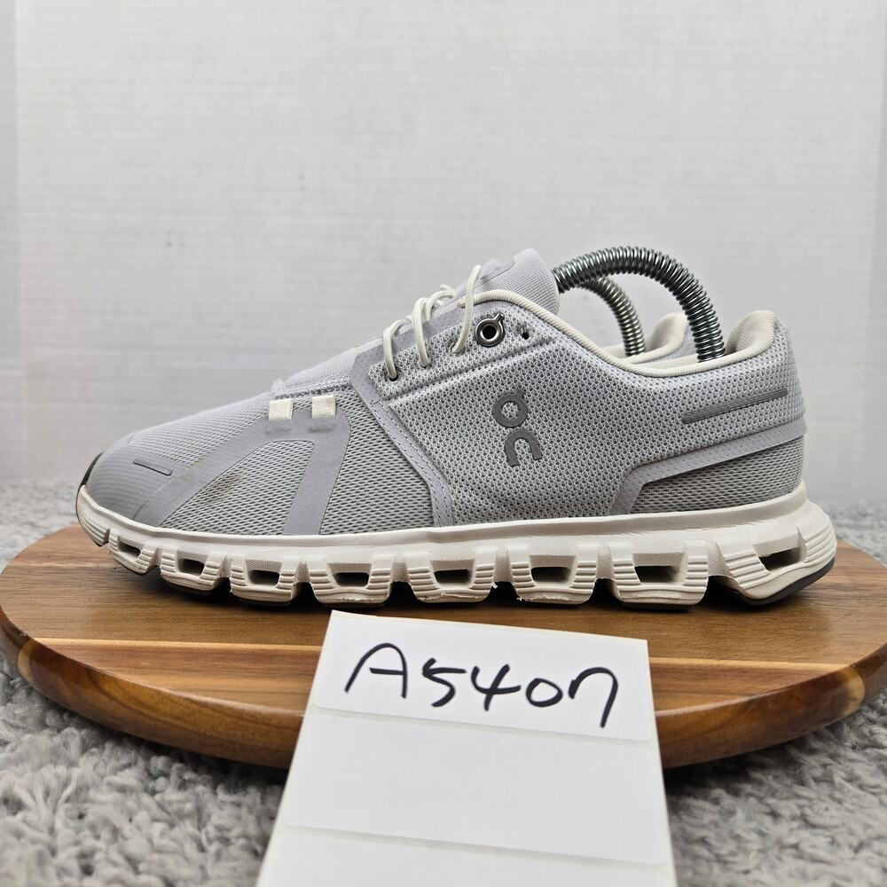 On Running Women 8 Cloud 6 Glacier White Athletic Daily Gym Training Shoe Runner